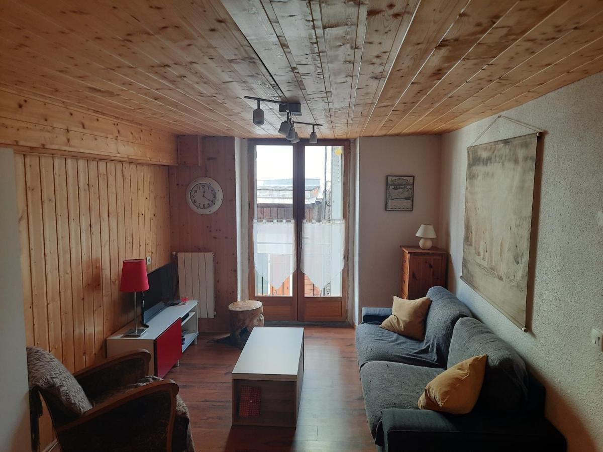 Ferienwohnung Le Cocon Bagnères-de-Luchon Exterior foto