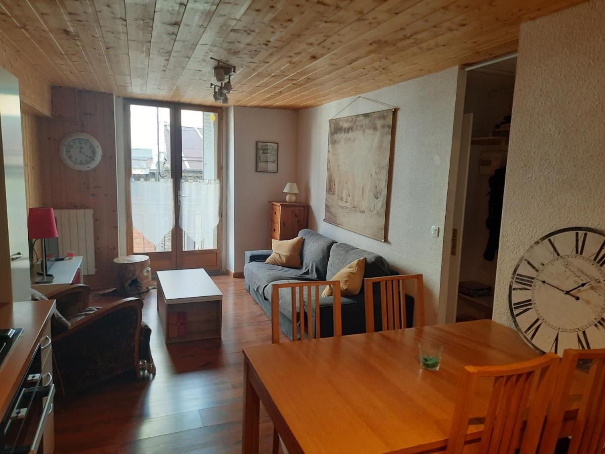 Ferienwohnung Le Cocon Bagnères-de-Luchon Exterior foto